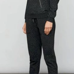 Promo ✔️ Sundays 👩 women Palmer Jogger Pant in Black Cheetah ❤️ 6 Promo ✔️ Sundays 👩 women Palmer Jogger Pant in Black Cheetah ❤️ -Vilagallo Sales Store 05124102aa584f1ab0d5c15805a24981 1080x