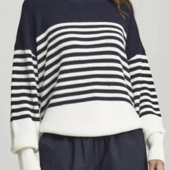 Outlet 🌟 Sundays 👩 women Alder Sweater Navy Stripe in Navy Stripe ⌛ -Vilagallo Sales Store 09615f17de2e4d589a5737a51360489c 1080x