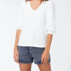 Cheap ⭐ Sundays 👩 women Edith Tee In White ⌛