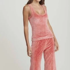 Brand new 😍 Sundays 👩 women Washed Danny Tank in Coral 👍