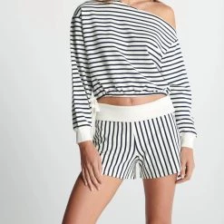 Best Pirce 🤩 Sundays 👩 women Cleo Pullover in Black & White Stripe 🎉