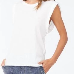 Brand new ✔️ Sundays 👩 women Elise Tee in White 🥰